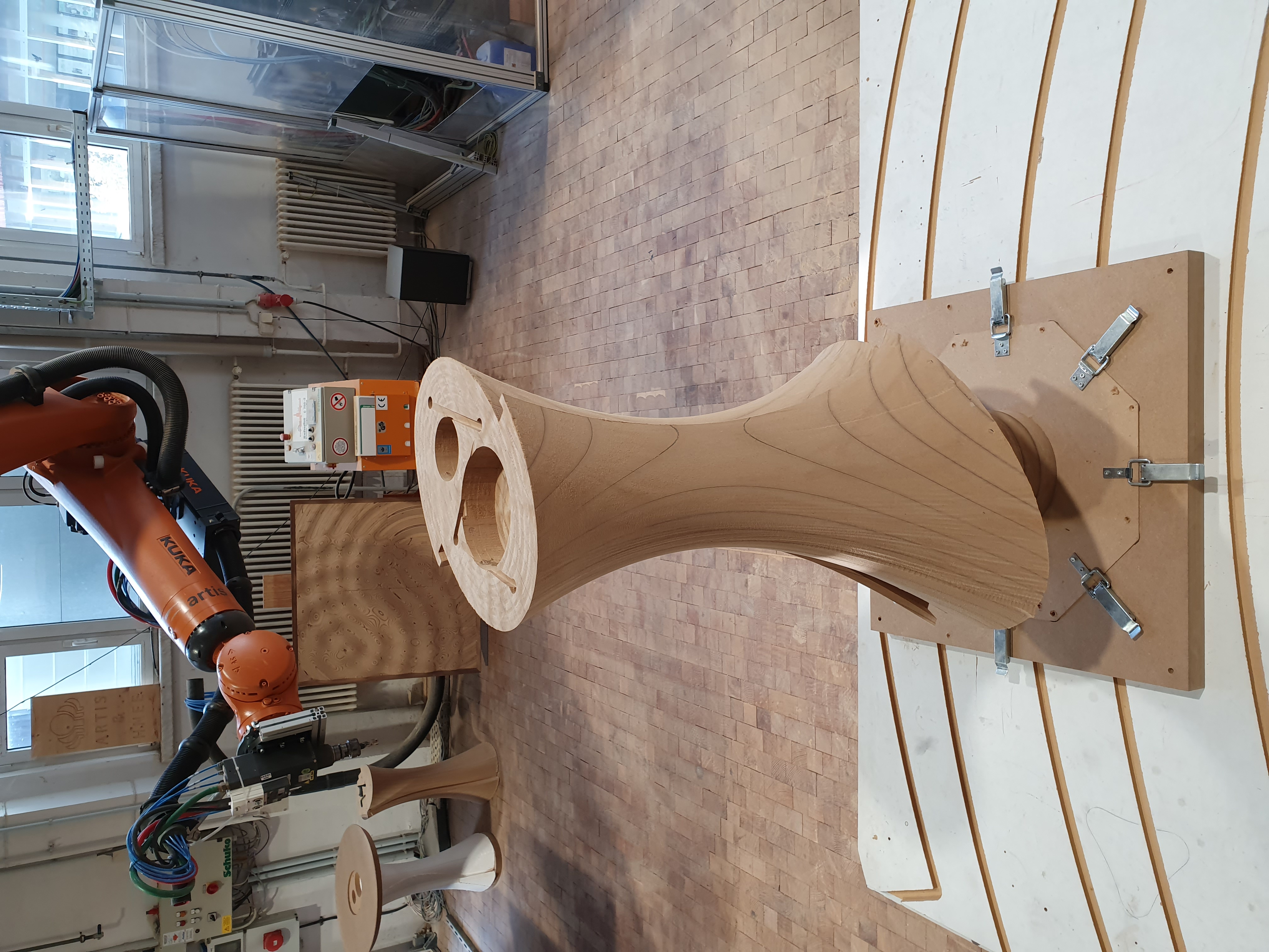 Wood and fabrication project — workshop detail 8